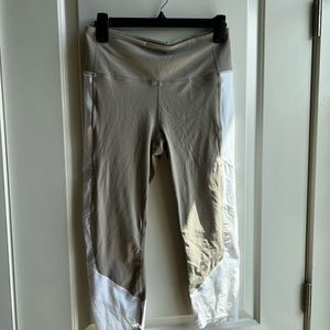 Althleta Cropped Leggings Tan+White Mesh M